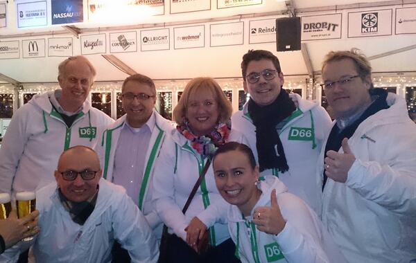 d66apeldoorn's tweet image. En we hebben onze eerste punten binnen! #teamD66 #curlen #Apeldoorn