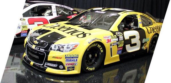 lonny48's tweet photo. @jcarseytrucking ya I seen it a couple weeks ago #daytonarepeat #2001 http://t.co/S9EiEfskKJ