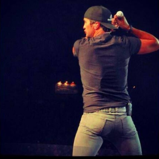 Luke Bryan's Butt on Twitter.