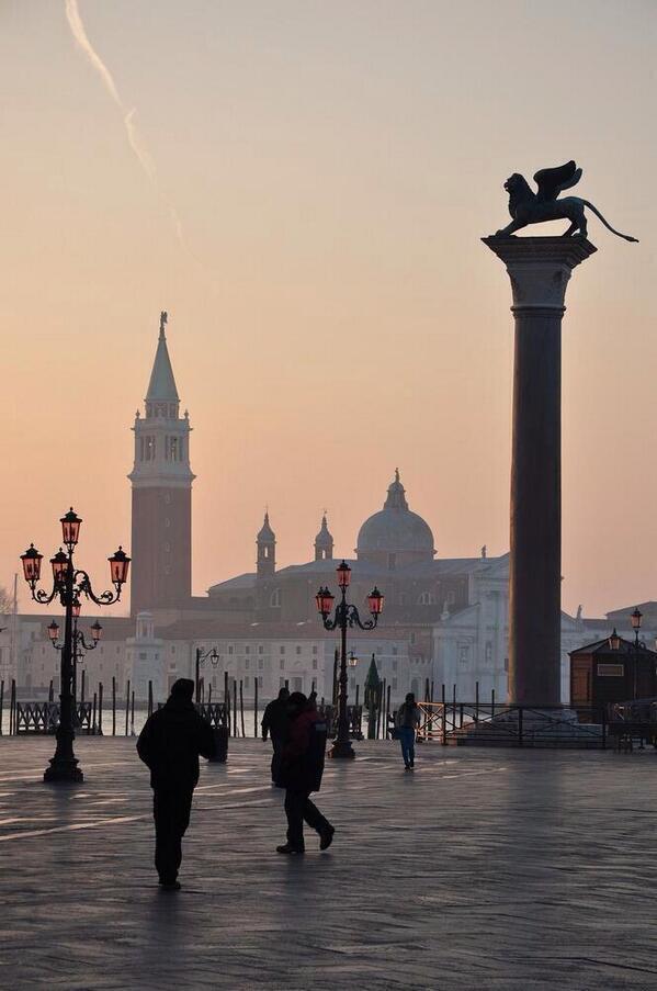 caagm's tweet photo. " Plaza San Marcos, Venecia. Italia. http://t.co/QE7B29hk45" proximamente... @Ro_NavasS @C88Rosa @lc_alis @m_manany
