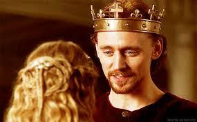 PrinceHiddles's tweet photo. http://t.co/rnQ3vvg6sz