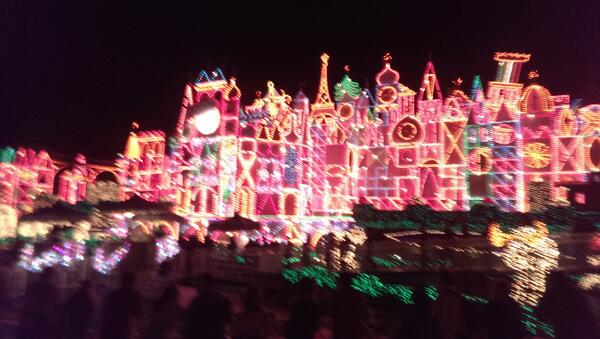 dab_17110's tweet photo. #DisneyHolidays http://t.co/VDuc1jluR3