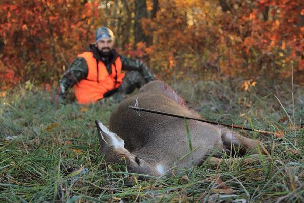 BowSniper11's tweet photo. This was a hunt I won't forget #meat #thankful #rage #underarmour @UnderArmour @Realtree  @ragebroadheads http://t.co/VQ9Cep6rOE