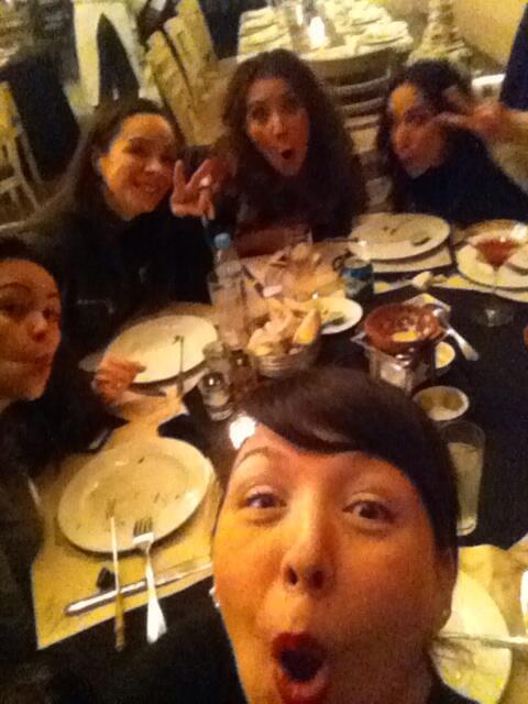 ...y eso q no hemos bebido.Mucho.Aun. <a href="/ivonneruizd/">Ivonne Ruiz</a> <a href="/li_retana/">Liliana</a> <a href="/alinepadper/">La mas</a> <a href="/Erikatahis/">Erika Tahis</a> <a href="/decarcer/">Lola Lastra</a> <a href="/marpaulin/">Marcia Frías Paulín</a>