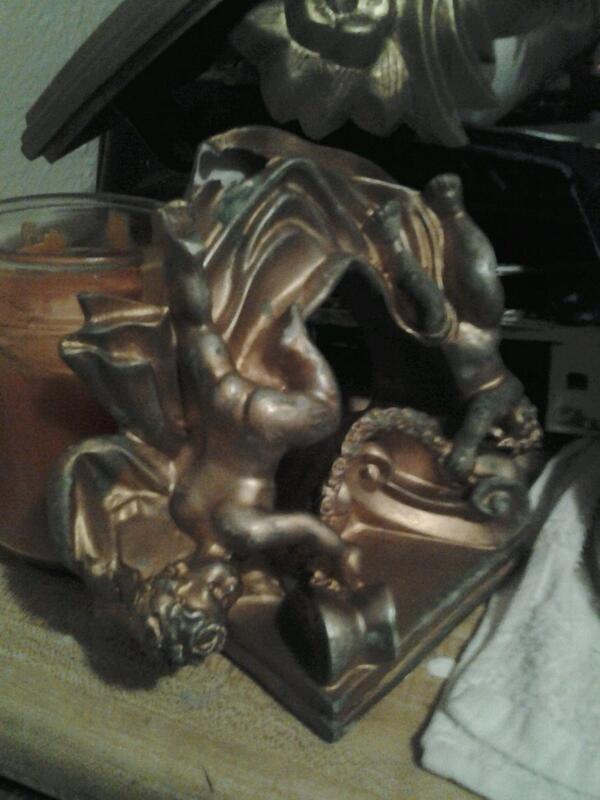 Greeniack12's tweet image. Only my house though... When the angels terk upside down! #theybe #twerkin #Fo #Jesus