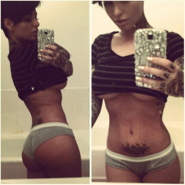 Out of corset life http://t.co/PKQsVm2QNL<a href="/tag/mackmonday"class="tags"><span>#mackmonday</span></a>