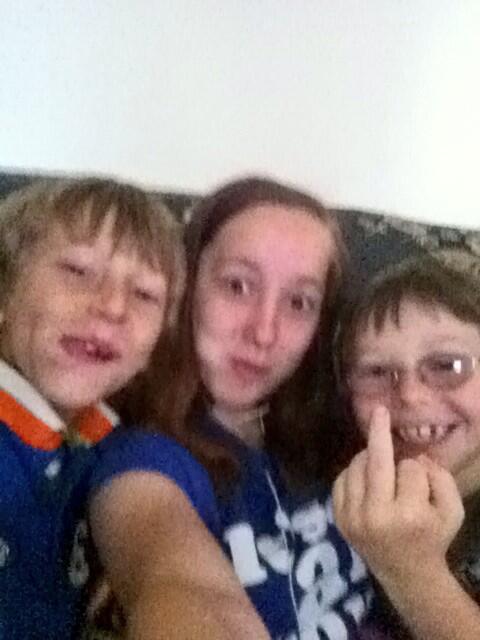 BobLayla's tweet image. Me n my 2 cousins LOL