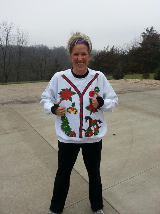 wolfme14's tweet photo. @TODAYshow  love being the mom of 5 daughters when I show off my beautiful Christmas sweater #OrangeRoom http://t.co/sZUKIBmQHD