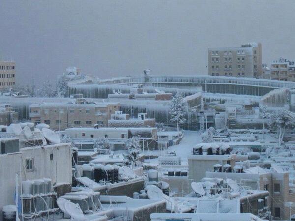 صور من فلسطين تكسوها الثلوج  BbSFkWlIEAA28M-