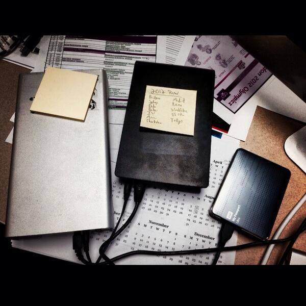 WhatChuDo's tweet image. 2011, 2012 &amp;amp; 2013 2TB hard drives side by side #TechnologyChanges