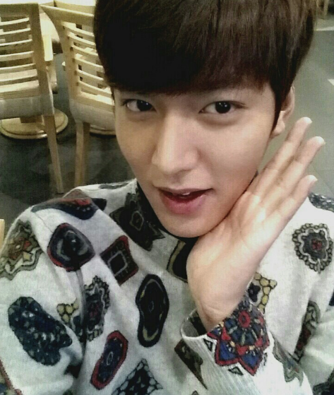 FkeLeeminho's tweet photo. Annyeong haseyo im Romeo from fairly tales~ http://t.co/tZ2BDs4XiH