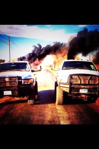 chaw_rollcoal's tweet photo. Oh boy.. #dipskoalrollcoal http://t.co/17nENwNd9R
