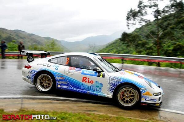 dvfcopiloto's tweet photo. Habrá que derrapar el 21, no??? http://t.co/jA5i9QuvDY