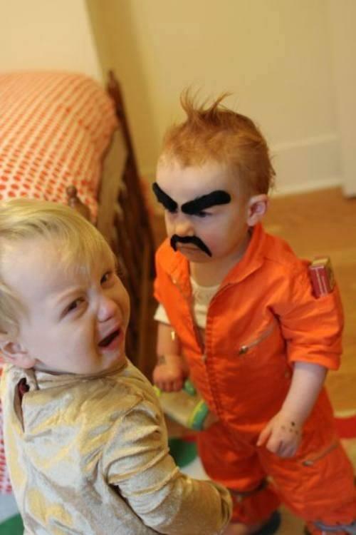 CauseWereGuys's tweet photo. The more you look at it, the more you laugh http://t.co/3y9aZ4EKkx