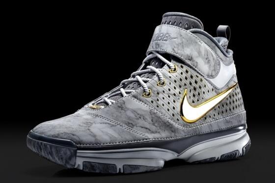 93tilUNDFTD's tweet photo. Nike Zoom Kobe 2 Prelude - 4/50+ Points release on 12/14/2013 for $200 via @KicksOnFire #KoFapp http://t.co/bX6dljX50I