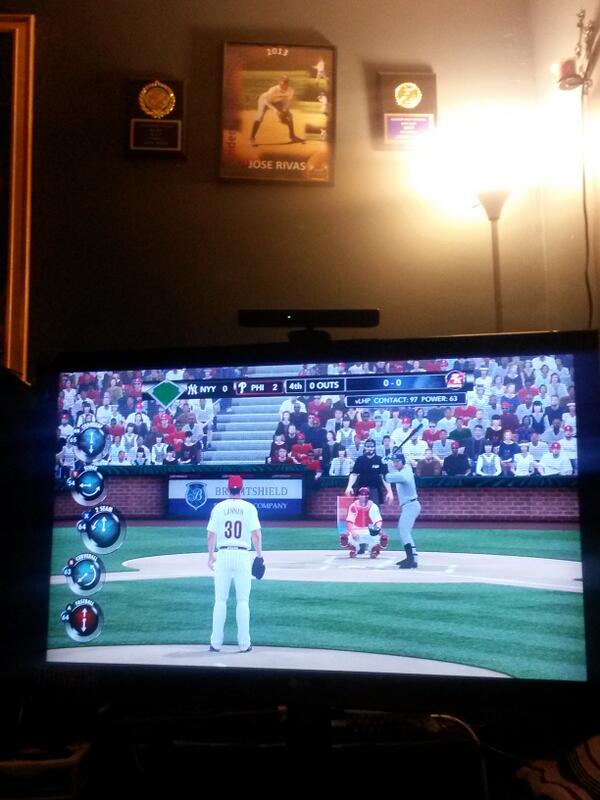 HhbJose's tweet image. Bored chilling playing the game #baseball #2mode
