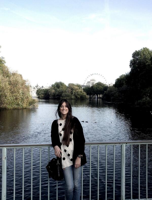 AnaSanchez___'s tweet photo. #simplementefeliz #London . http://t.co/zRG1BR9o8P