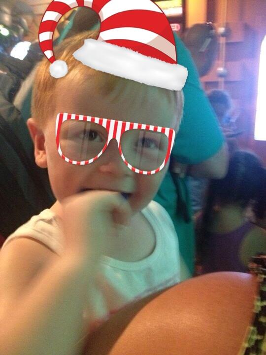 Check out my Santa face via #christmasapps <a href="/ChristmasAppz/">Christmas Apps</a> .Download from goo.gl/nJnb89