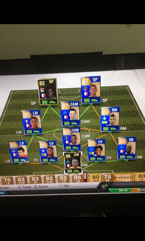 FUT13PS3Gift's tweet photo. @tolchard49 this was my team http://t.co/30S7Ye73yU