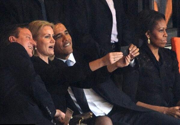 Obama selfie at Mandela funeral