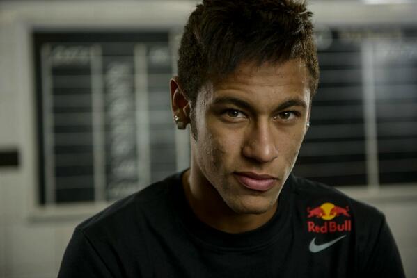 Red Bull Japan Twitterissa レッドブルアスリートでもある ネイマールのドキュメンタリーが今週末48時間限定で公開 Meetneymar Http T Co Yqrnox6lct Http T Co Mrva8qrgra