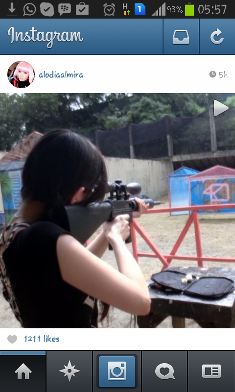 Riot_AlodiaG's tweet photo. Shoot shoot~ http://t.co/FwzrLck7OI