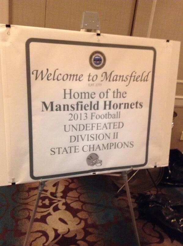 C_Finerty42's tweet photo. Everyone better be looking for this sign when they enter Mansfield from now on #statechamps http://t.co/CvwWdSF4t9