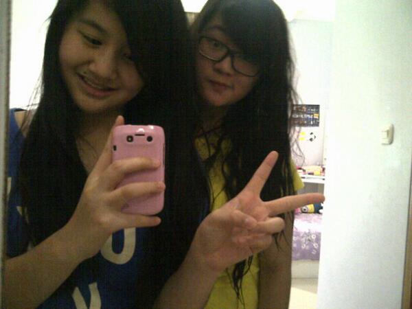 RandomlyWild_FC tweet picture