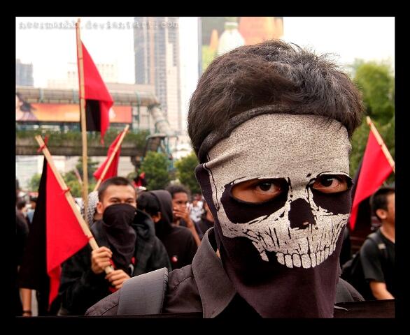 keosanarki's tweet photo. KAMI ADA DAN BERLIPAT GANDA http://t.co/fDL69bbGOU