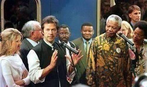 ImranKhanPTI's tweet photo. Historic pic with Mandela the fearless freedon fighter,leader &amp; humanist.Feel privileged 2 have been invited by him. http://t.co/sr1YF83bhT