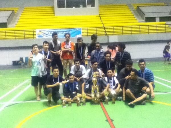 SELAMAT BUAT SI UKDW!!! :'D