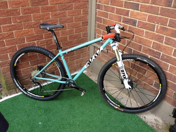 SteelisRealSA's tweet photo. Love the new Cotic Solaris colour @phatmattttt @Cotic_SA @CoticLtd http://t.co/OzEUiYnlJ3