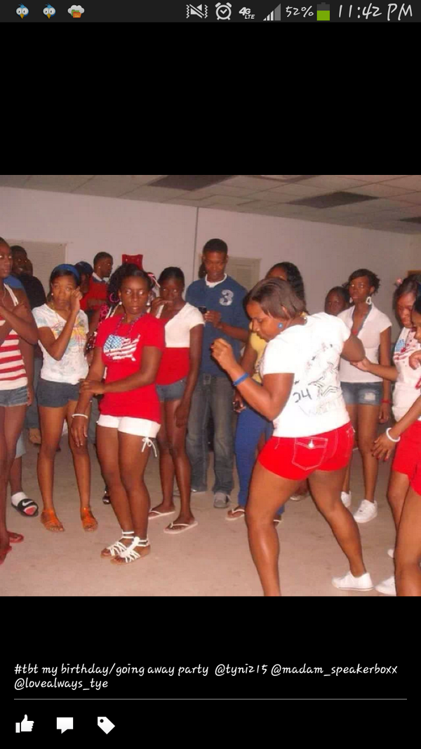 Grindin_NoLove's tweet image. Mannnn I was skinny a'f.....stomach flat.....I was slick thick!kmsl! #July2010#BasketballSeason