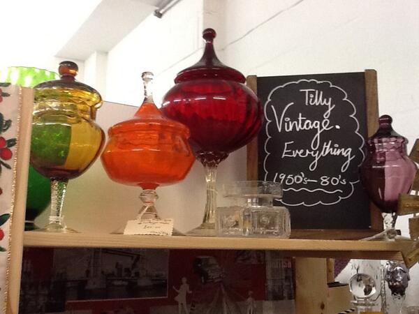 Tillyfilou's tweet photo. Vintage candy jars at #MollysDen filled with sweets would make the perfect gift. http://t.co/3lm8iQsepn
