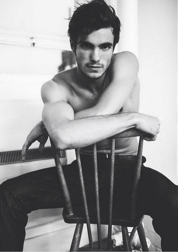 PlayingHopeless's tweet image. 