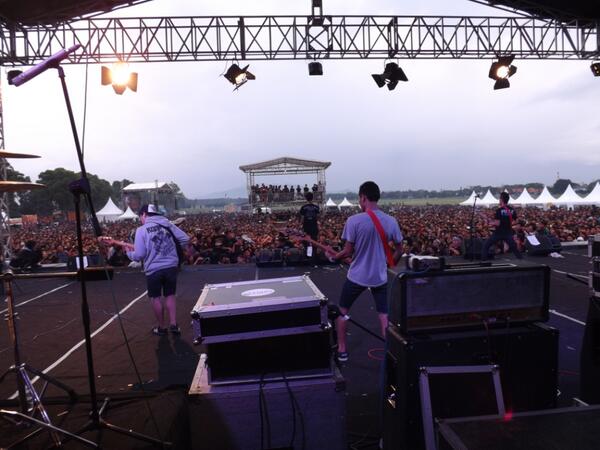 REVENGETHEFATE's tweet photo. Sick \DC/ "@PI_Rebellion: @REVENGETHEFATE At.Bandung Open Air http://t.co/5Fq29VeF45"