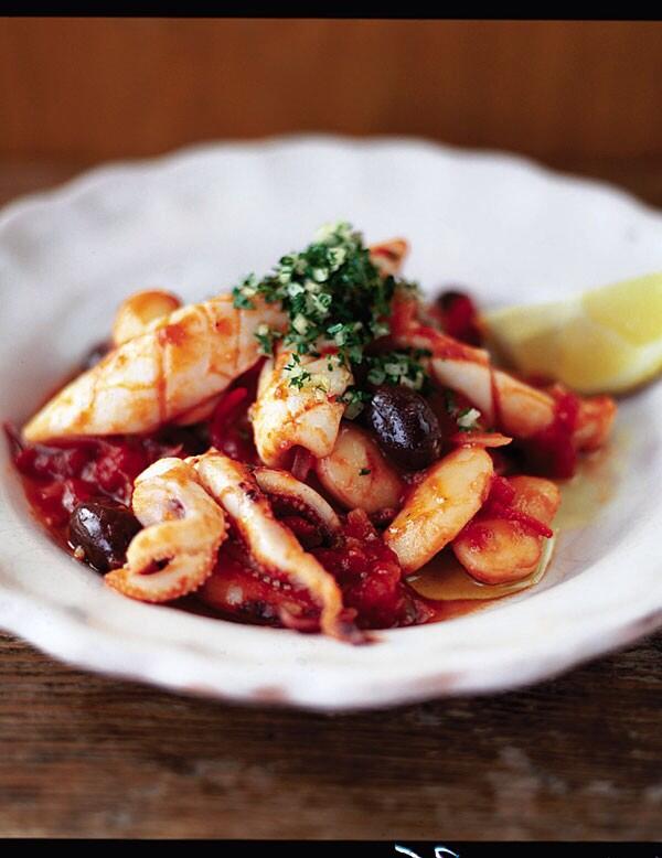 #recipeoftheday Quick stewed squid with tomatoes goo.gl/VewS9I xx