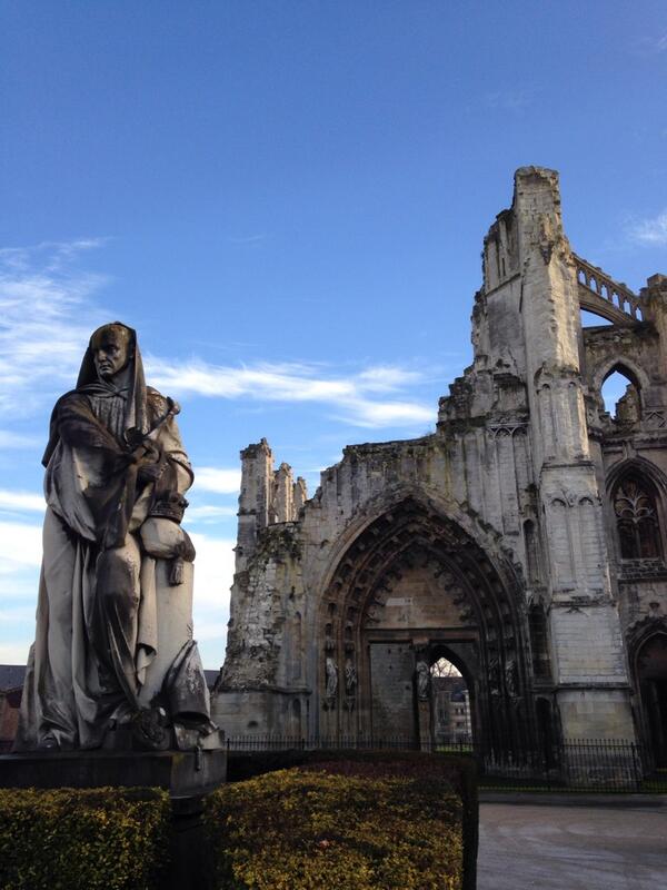 thegrape_vine's tweet photo. Ever been to Saint-Omer In Northern France? Beautiful place full of wonderful architecture and wine, http://t.co/BIJ5cEIGoD