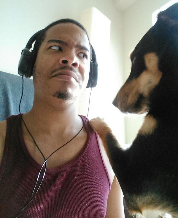 anz0l's tweet image. LET ME CODE IN PEACE! #sick #codingathome #dogownerproblems