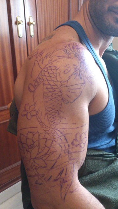 Nuevo tatu http://t.co/aaULfwULMw<a href="/tag/sex"class="tags"><span>#sex</span></a><a href="/tag/porn"class="tags"><span>#porn</span></a>