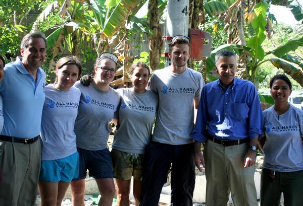 AllHandsHearts's tweet photo. U.S Ambassador to the Philippines Philip Goldberg spent some time in the field with the volunteers of #ProjectBohol! http://t.co/8b39XMtSwJ