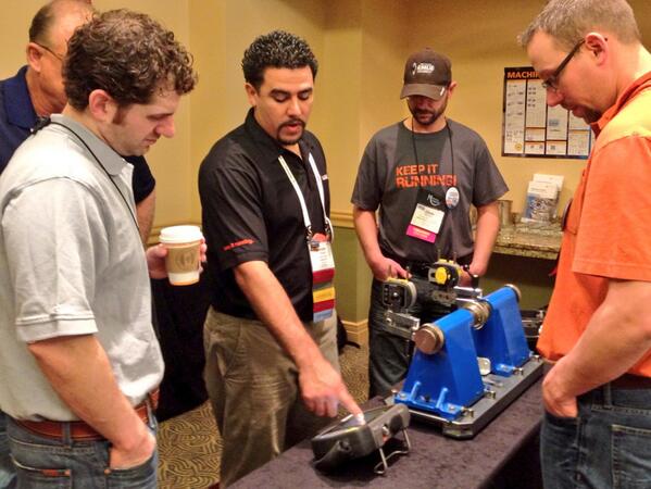 Hands-on Thermal Growth Monitoring with Rotalign Ultra Live Trend #IMC13 Learning Lab. Great job Adam!