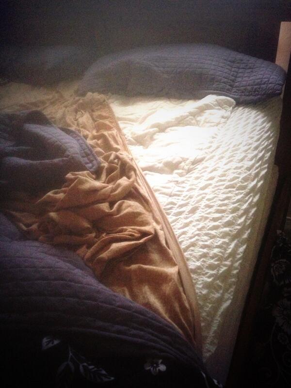 TheButcherCutts's tweet photo. Must have been practicing gi grips in my sleep. http://t.co/NVizg1QsZj