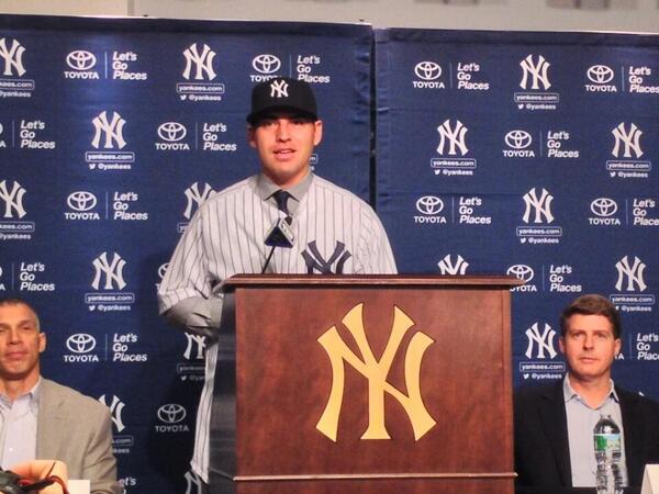 ndnsports's tweet photo. Jacoby Ellsbury, Navajo, officially introduced as a Yankee today, he will wear #22 #NativeAthlete #Navajo #CRIT http://t.co/LlMS66ComI