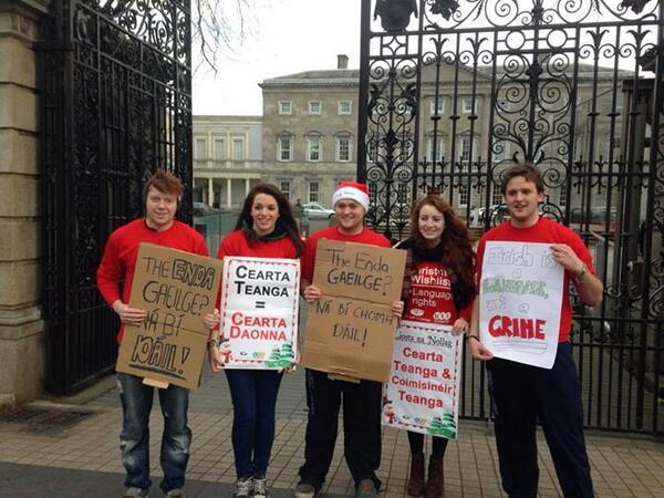 meganodt's tweet photo. Tír le teanga, tír l'anam! Cearta Teanga = Cearta Daonna #Gaeilge http://t.co/OEKsU734xI