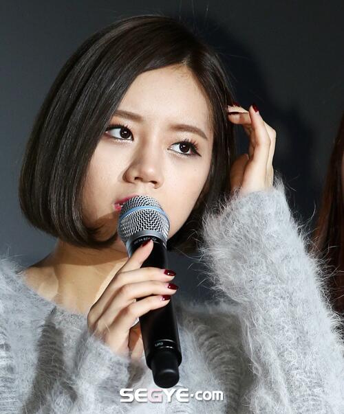 BbYV6VaCYAEuXYu.jpg:large