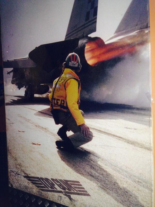 Vamoooooos que despegamos ✈️. Os esperamos en el 16 aniversario 💃💃💃