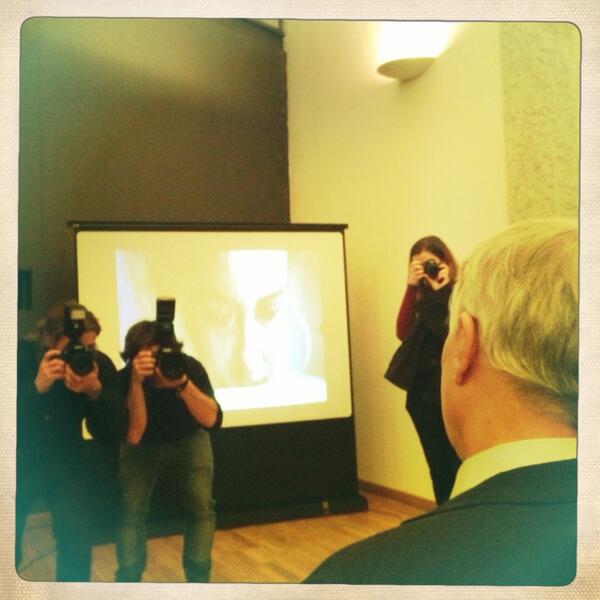 ruggi8's tweet photo. Il nostro video sulla violenza/donne inaugura LA CASA DEI DIRITTI. http://t.co/IfvGwvFwwU