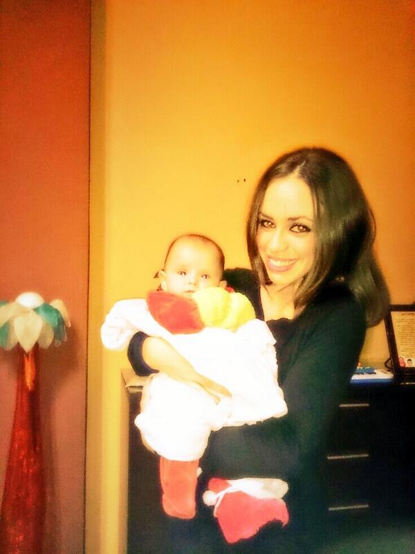Maria_mco's tweet photo. Hoy toca estar con la cosita mas xicaa guapa #Daniela @rocioaga62  @5rossio5 ossio5 http://t.co/ETJwKKEUzJ