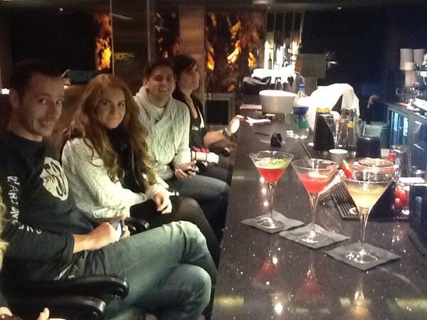 CentralTbar's tweet photo. Cocktail training au tbar :) #verbier http://t.co/iIJdK8ybKa